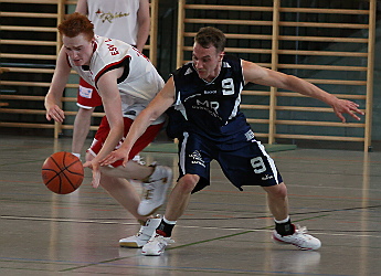 Karsten Hochbach (li./lok) / Foto: y4u