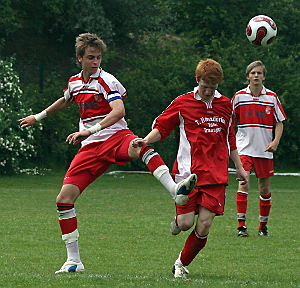 Patrik Twardzik (li./RWE) / Foto: y4u